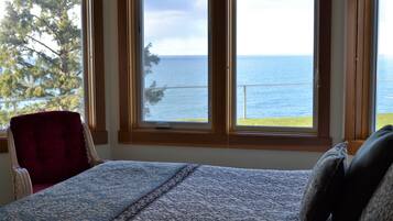 Apartment, Multiple Beds (3900 Sunset Blvd) | 2 bedrooms, free WiFi