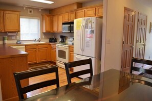 Townhome, Multiple Beds (662 Necanicum) | Private kitchen | Spices, paper towels - 662 Necanicum (Seaside)