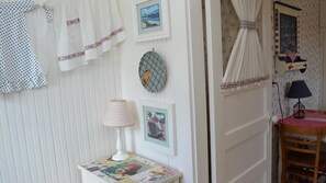 House, Multiple Beds (102 Spruce)