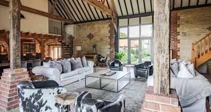 Stunning 6 bedroom converted barn nestled in Souths Downs; 5,000+ sq ft; 9 acres