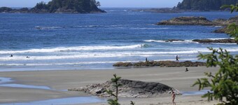 The Yacht House, Tofino B.C.