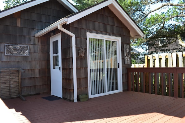 House, 2 Queen Beds (120 13th Ave)