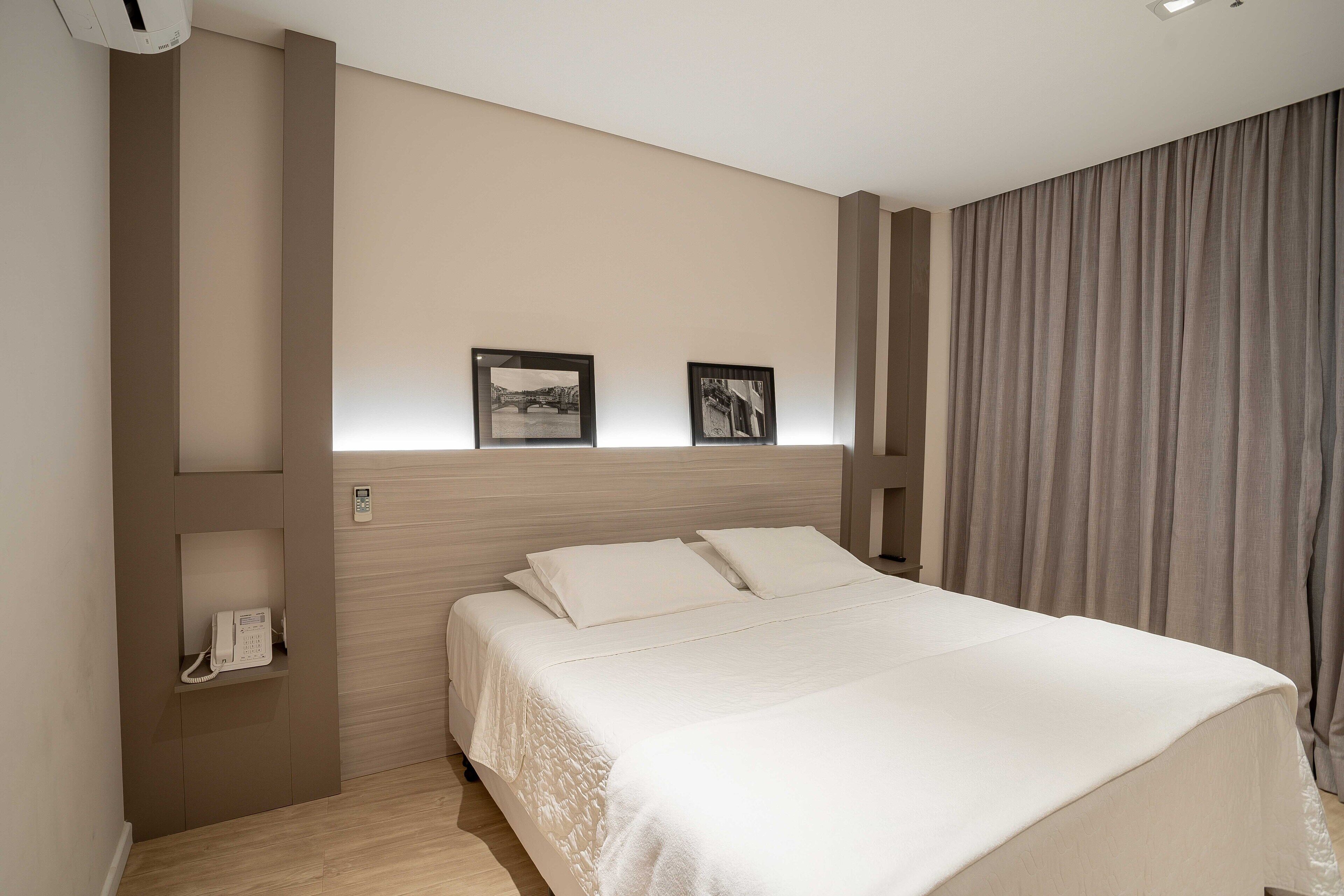 Standard Double Room Single Use | Minibar, desk, laptop workspace, free WiFi