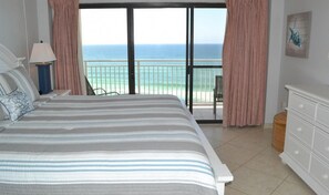 Deluxe Condo, 2 Bedrooms