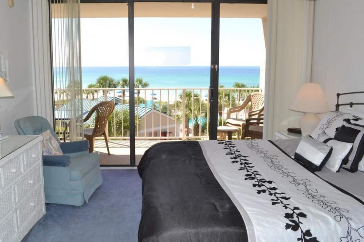 Condo, 2 Bedrooms | Bed sheets
