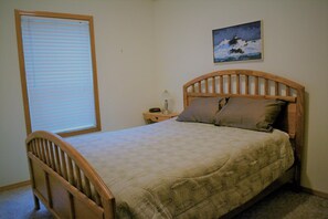 House, Multiple Beds (90587 Lake View Rd) - 90587 Lake View Rd (Warrenton)