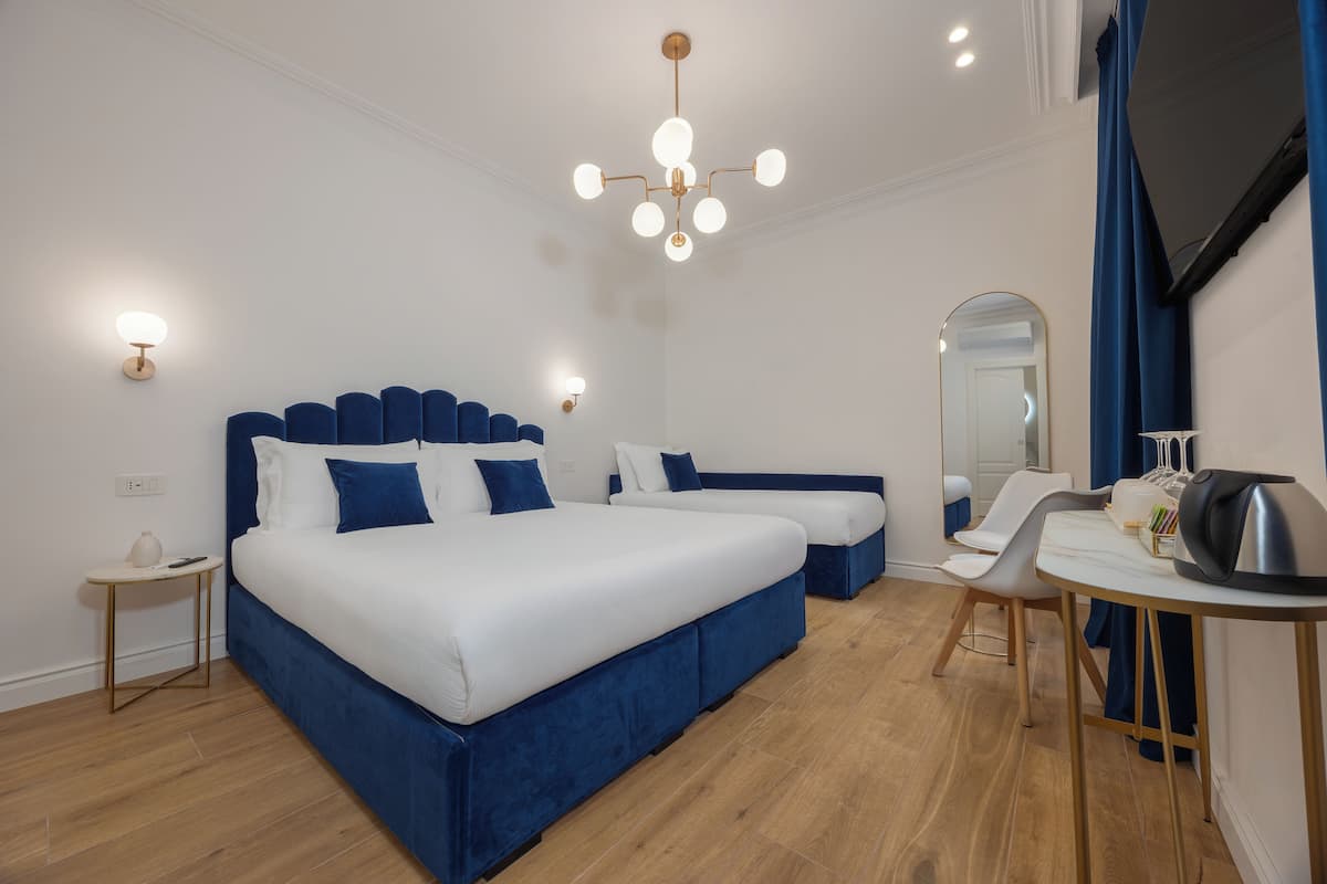 Superior Triple Room | Hypo-allergenic bedding, minibar, in-room safe, desk