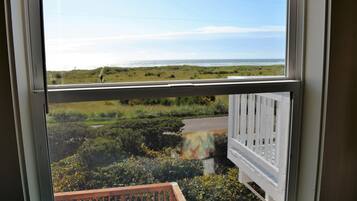 House, Multiple Beds (1081 South Prom) | Balcony