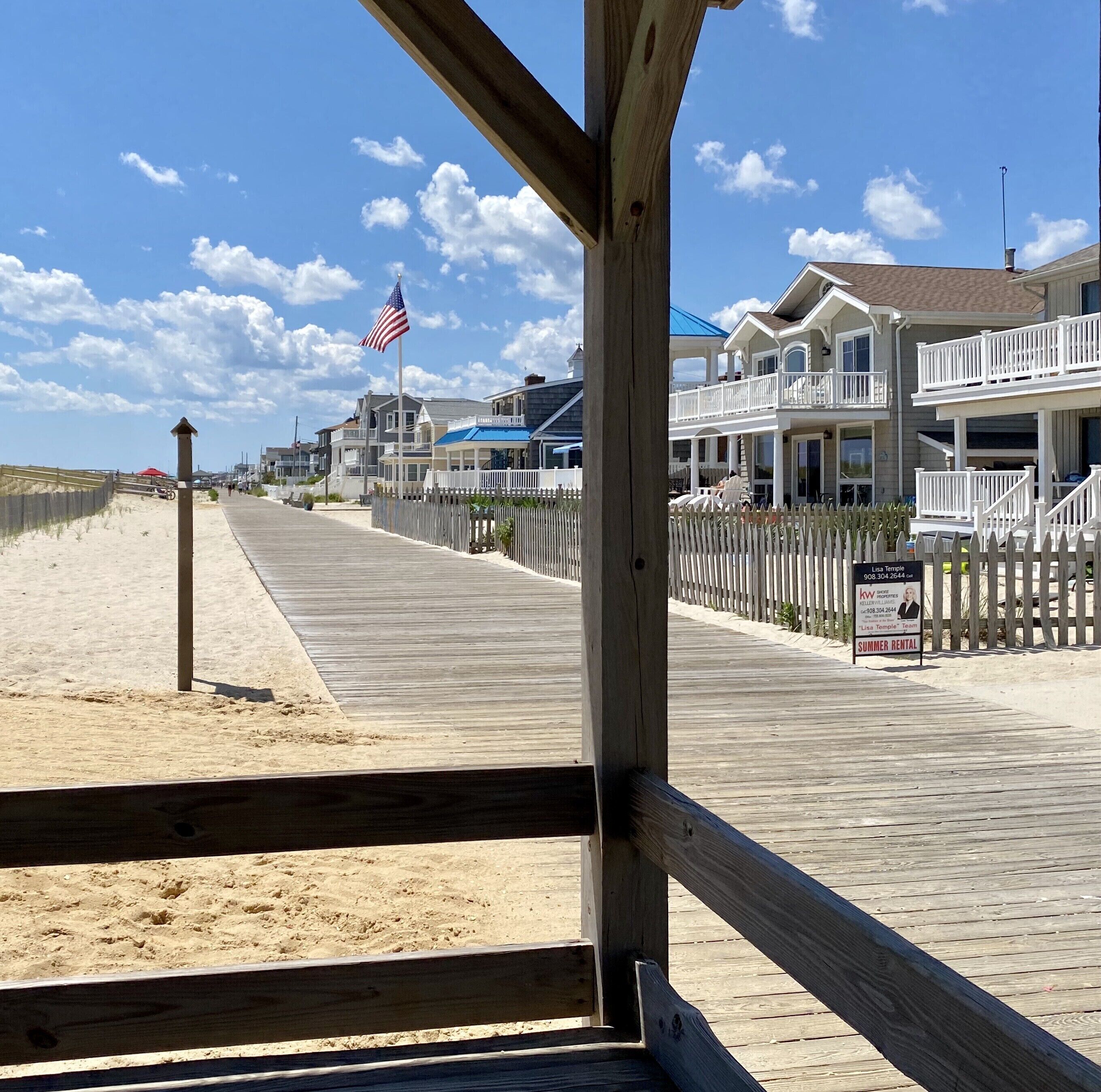 المنطقة المحيطة بالمنشأة