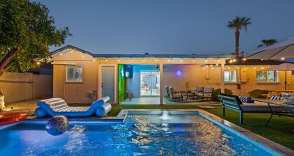 Endless Summer: 5BR 7Beds Heated Pool Light Show