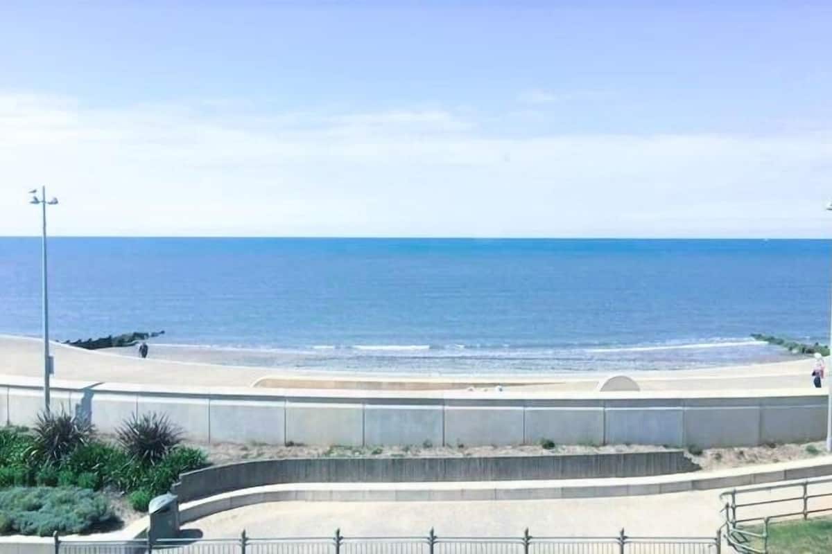 Apartment, 1 Bedroom (Beach View) | Beach/ocean view