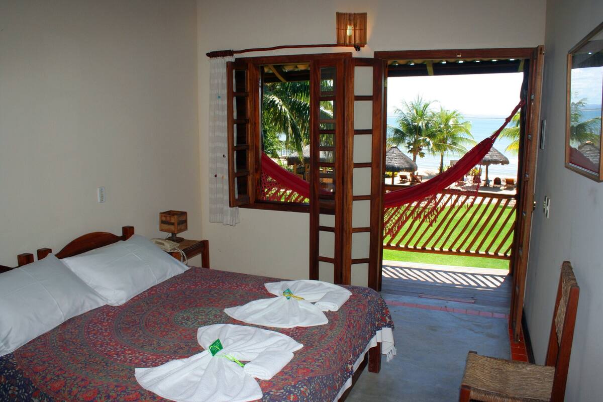 Minibar, in-room safe, free WiFi, bed sheets