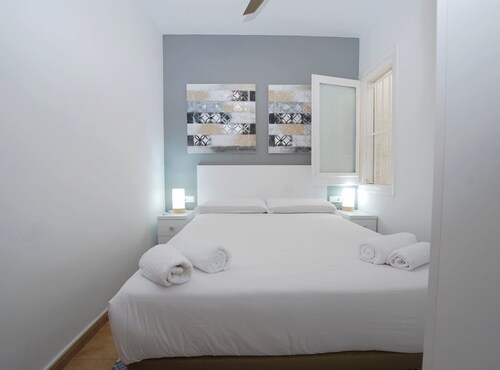 La Platgeta · Ideal family apartment, with private terrace