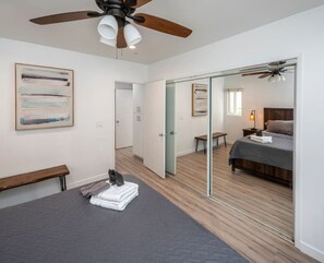 2 室のベッドルーム、アイロン / アイロン台、旅行用ベビーベッド、WiFi