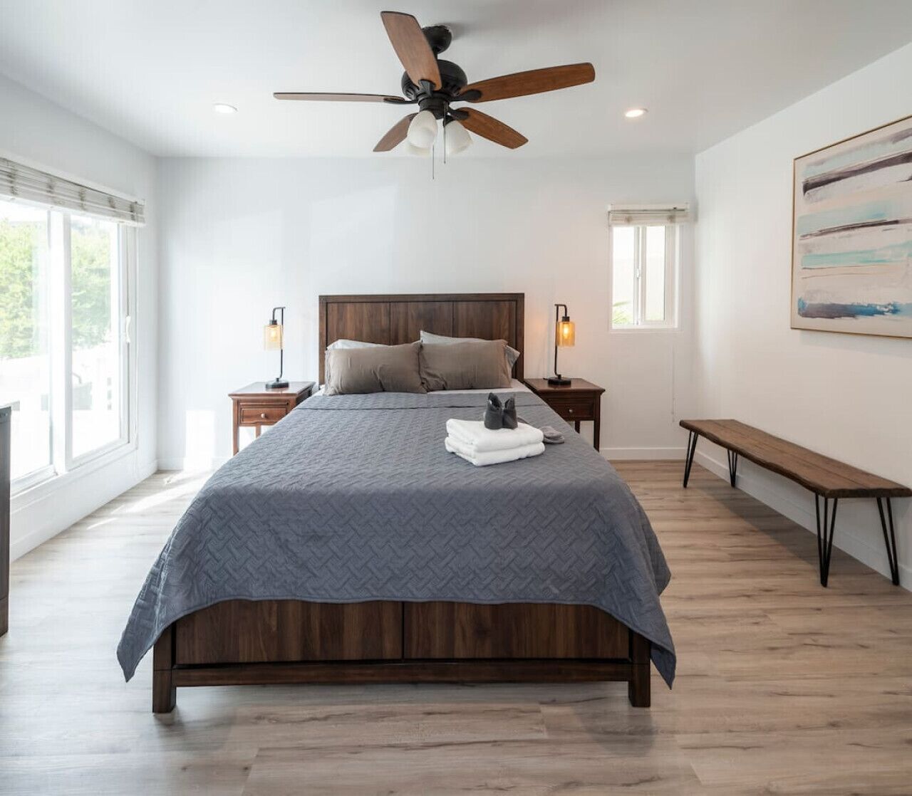 2 bedrooms, iron/ironing board, travel cot, WiFi