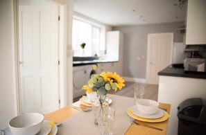 House, Private Bathroom | Shared kitchen - Buchanan House Sasco Apartments (Blackpool)