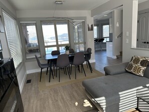 Téléviseur connecté, foyer