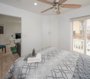 1 bedroom, iron/ironing board, travel cot, free WiFi