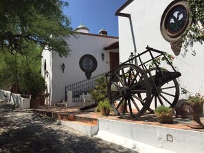 Exterior - La Puertecita Aparthotel (San Miguel de Allende)