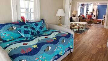 3 chambres, bureau, fer et planche à repasser, Wi-Fi gratuit