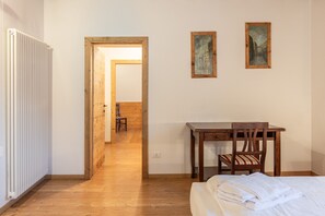 4 bedrooms, free WiFi, bed sheets