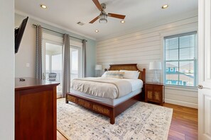 5 habitaciones, tabla de planchar con plancha, internet y ropa de cama 