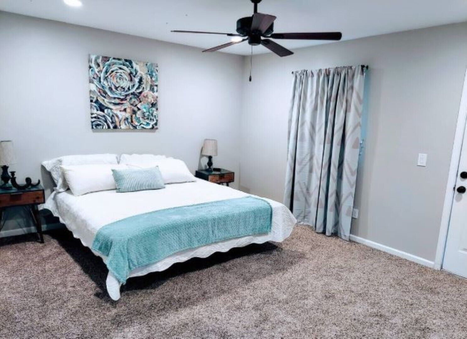 2 bedrooms, desk, iron/ironing board, free WiFi