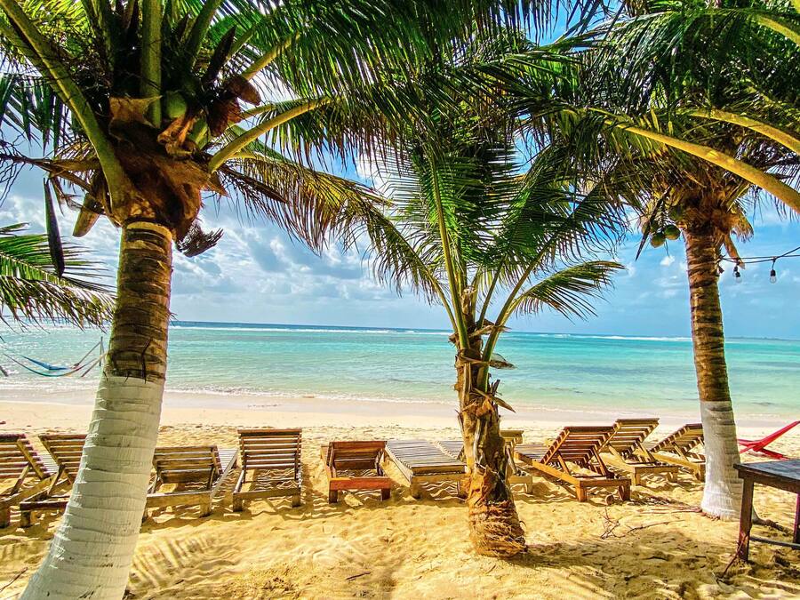 Beach nearby, white sand, beach towels, beach massages