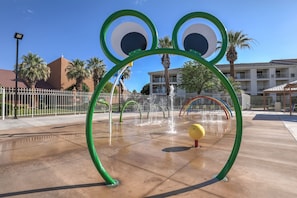 Children's area - Spacious Condo in Las Palmas Resort (St. George)