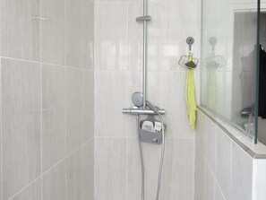 Hair dryer, towels