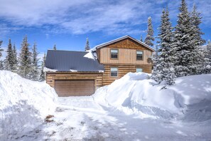 Exterior - Cozy Brian Head Cabin Near Ski Resorts, Bike Trails, and National Forests (Brian Head)