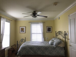 Luxury Double Room, Accessible, Ensuite (Sailor's Rest) | 1 bedroom - Cresthaven By the Sea (Maitland)