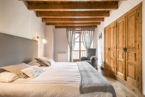 5 chambres, Wi-Fi gratuit, draps fournis