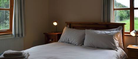 4 Schlafzimmer, kostenloses WLAN, Bettwäsche