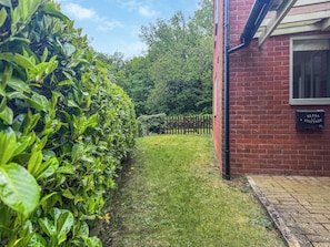 Property grounds - 4 bedroom accommodation in Elsing, near Dereham (Elsing, near Dereham)