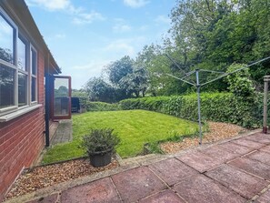 Property grounds - 4 bedroom accommodation in Elsing, near Dereham (Elsing, near Dereham)