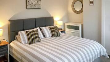 2 bedrooms, free WiFi, bed sheets