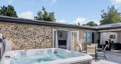 2 bedroom accommodation in Santon Downham