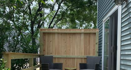 COZY GET AWAY, WALKING DISTANCE TO QUAINT PORTSMOUTH
1BR apartment