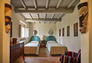 5 Schlafzimmer, Bügeleisen/Bügelbrett, WLAN, Bettwäsche