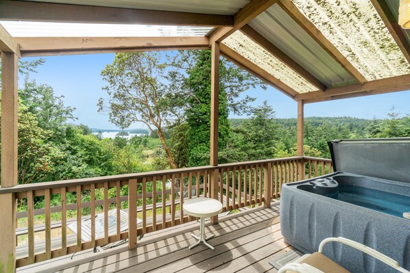 Cabin, 1 Bedroom, Hot Tub, Bay View (Deer Harbor Cottage on the Bluff) | Property grounds - NEW Listing! Charming Cabin W/hot Tub, Near Everything in Deer Harbor - Dogs OK! (Deer Harbor)