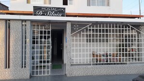 Front of property - Hostal D' Silvia (Arica)