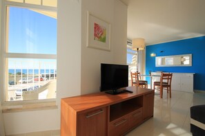 Interior - Beach Holidays apartment, fantastic sea views, (Armação de Pêra)