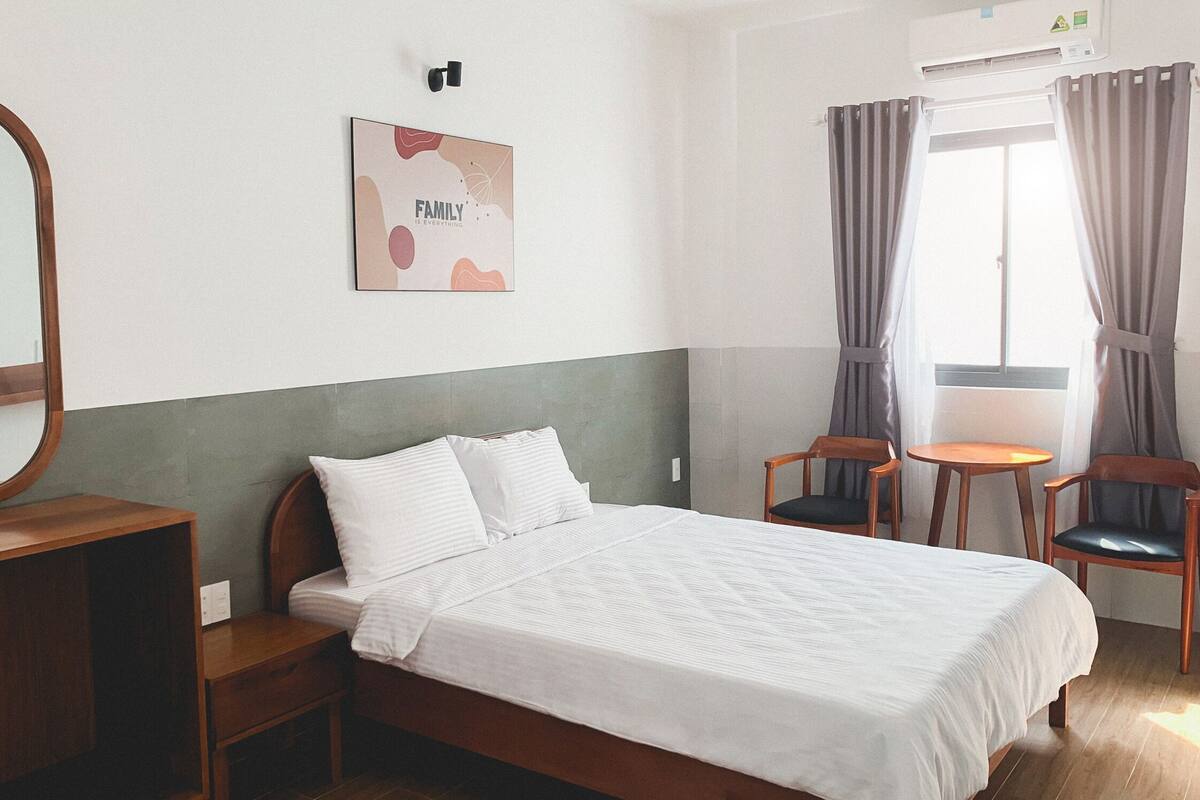 Desk, iron/ironing board, free WiFi, bed sheets