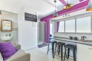 Doccia, asciugacapelli, asciugamani