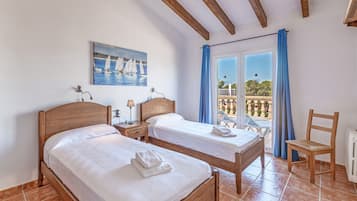 4 habitaciones, tabla de planchar con plancha y wifi gratis