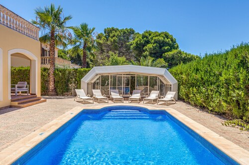 Wunderschönes Ferienhaus "Villa Paula" mit Terrasse, Garten, Pool & WLAN
