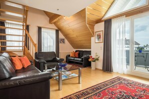 Fernseher, Stereoanlage