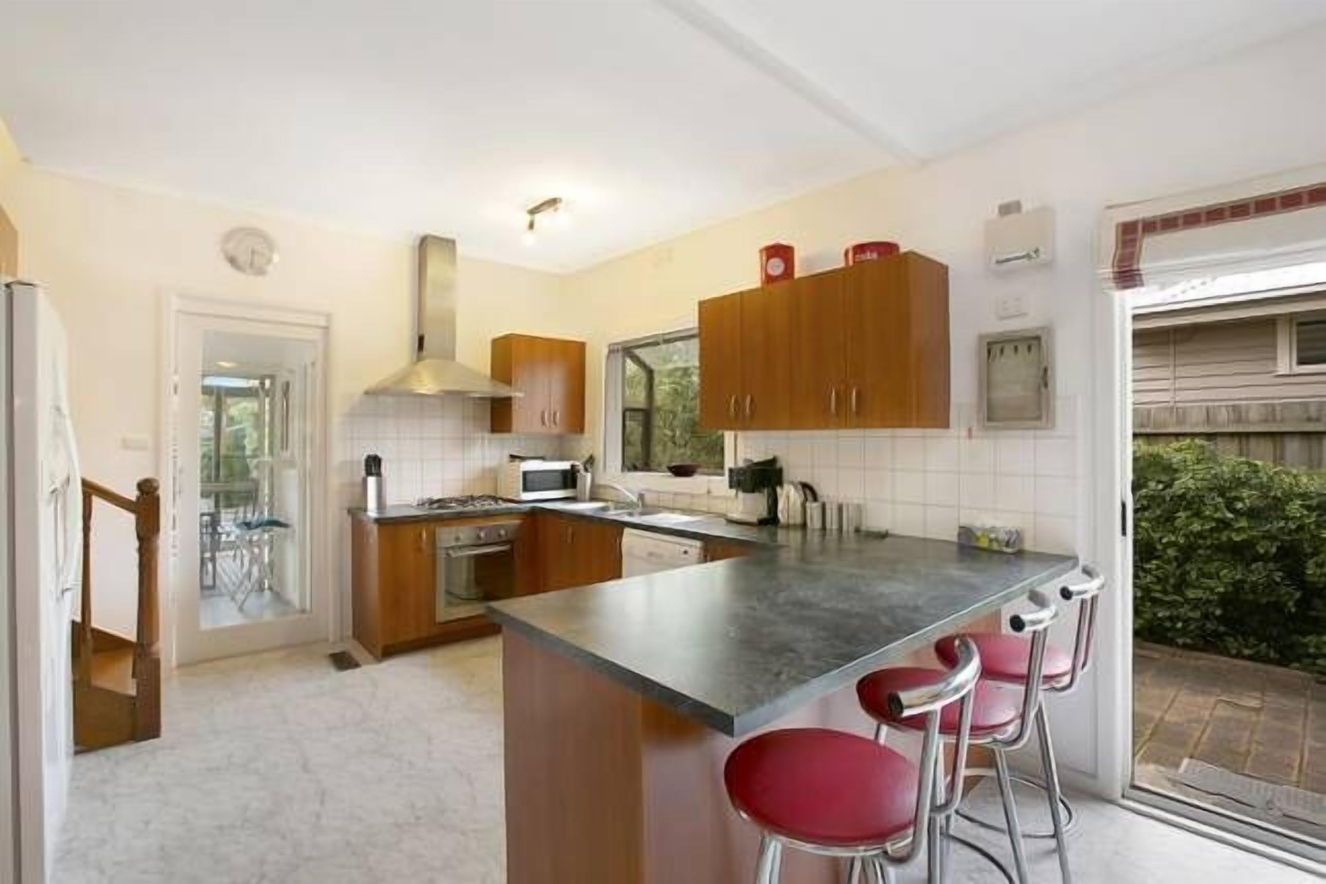 Beau Bay houses beaumaris — image 11