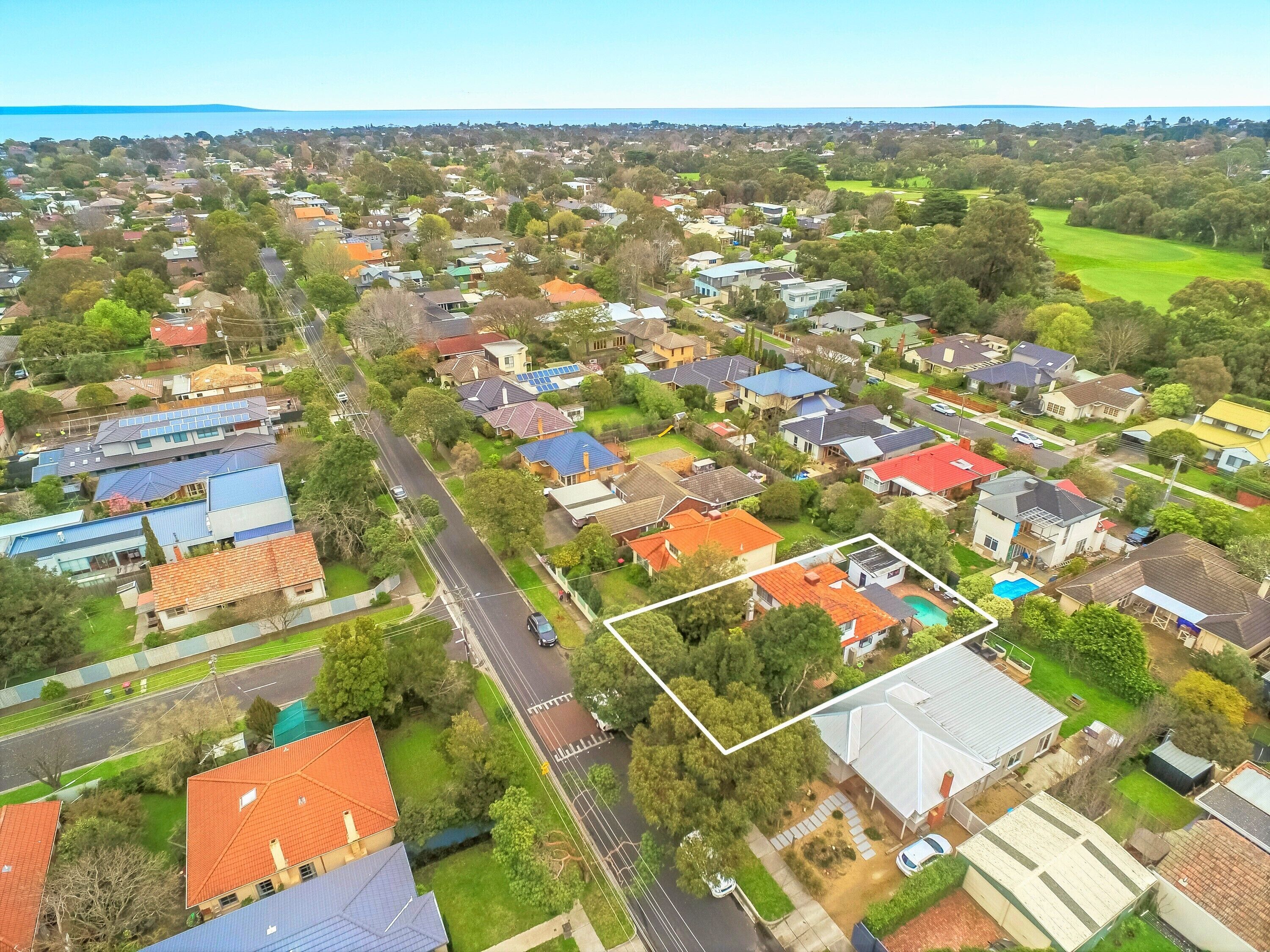 Beau Bay houses beaumaris — image 3